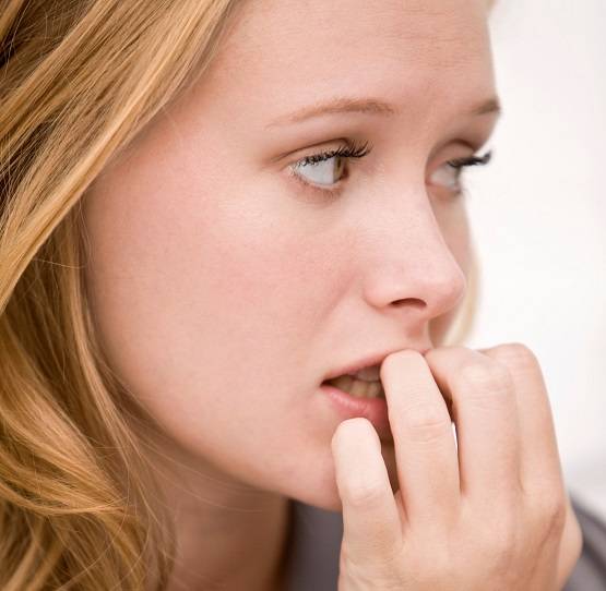 कोरोना वायरस के खतरे को बढ़ा सकती है आपकी ये एक आदत