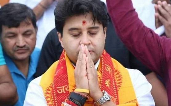 क्या राहु काल के कारण डेढ़ घंटे टली सिंधिया की BJP में एंट्री?