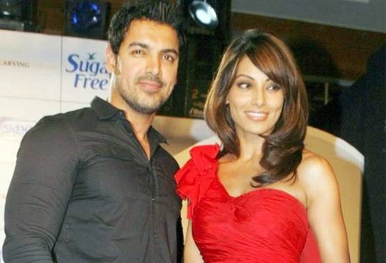 आलिया-रणबीर का रिश्ता टूटने की चर्चा, शॉकिंग रहे इन स्टार्स के ब्रेकअप