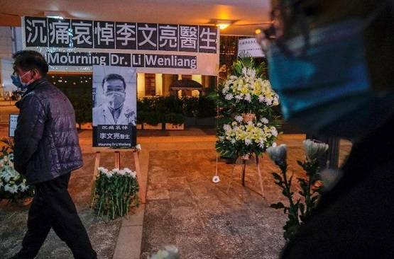 कोरोना की चेतावनी देने वाले डॉक्टर की मौत के बाद चीन ने मांगी माफी