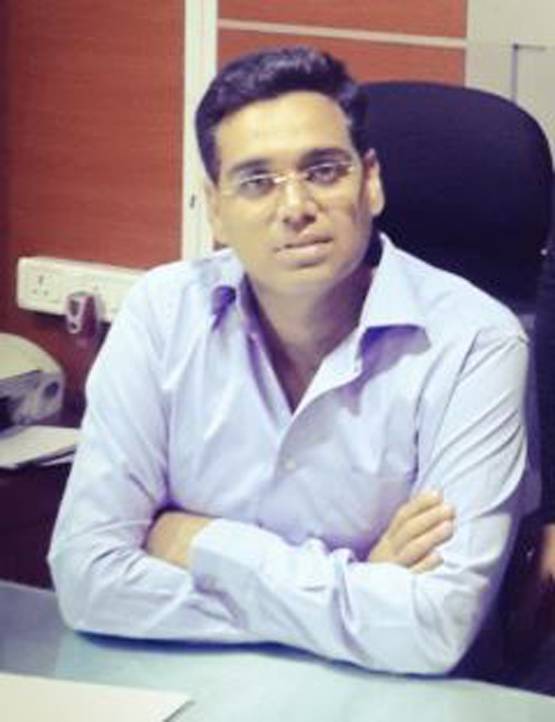 IAS और IPS बनने में गर्लफ्रेंड ने की थी मदद, खुलकर दिया क्रेडिट