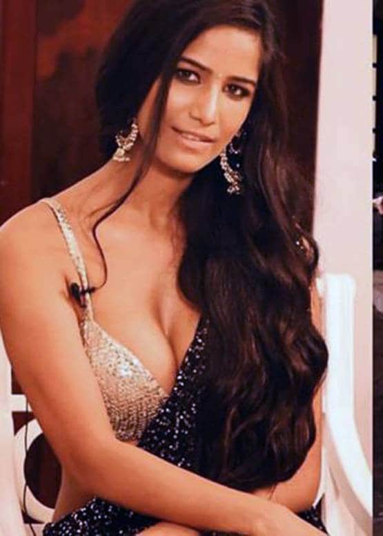 जब वर्ल्ड कप के लिए पूनम पांडे ने उतारे थे कपड़े, बोल्ड फोटोज हुईं वायरल