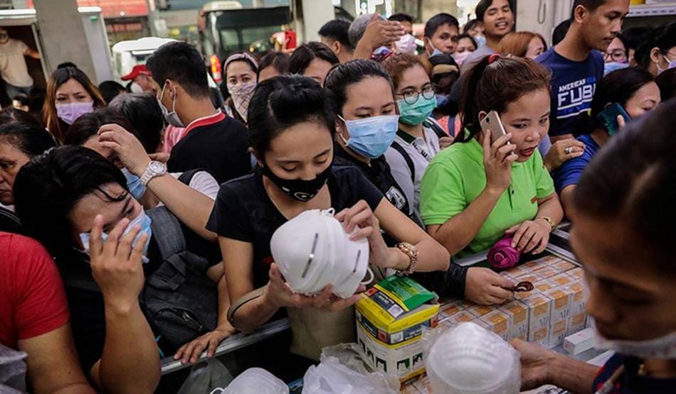 कोरोना: PAK में 2 करोड़ मास्क की तस्करी में फंसे अफसर, होगी जांच