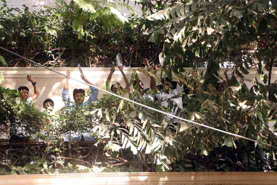 अमिताभ से अनिल तक, बॉलीवुड ने थाली बजाकर किया कोरोना कमांडोज को सलाम