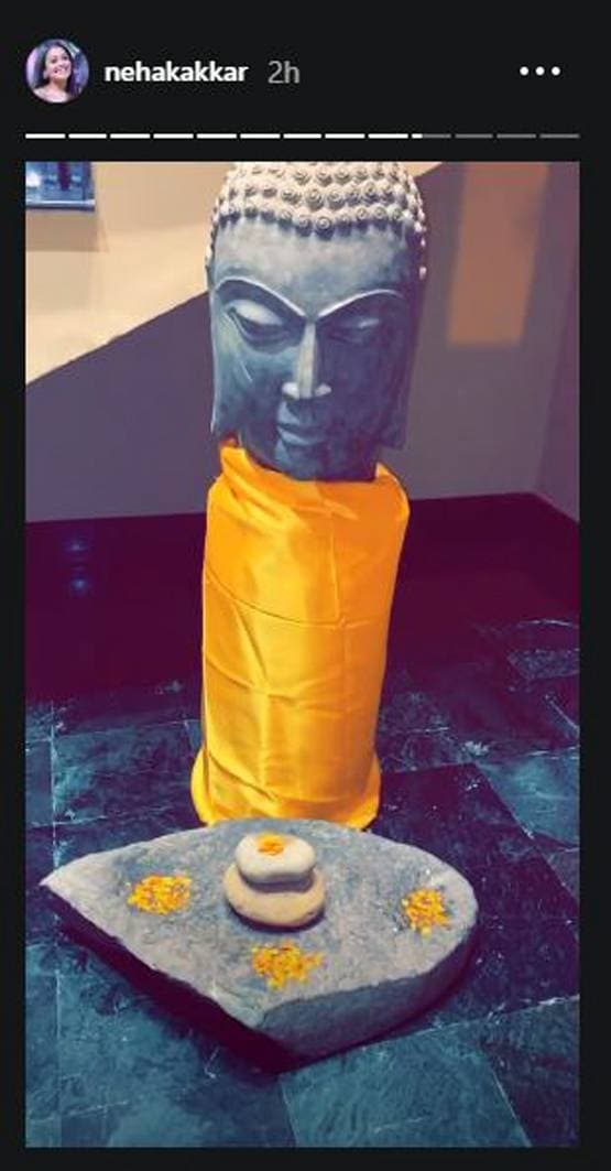 आदित्य को छोड़ वेकेशन पर निकलीं नेहा कक्कड़, शेयर की तस्वीरें