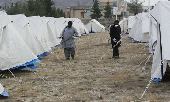 कोरोना वायरस से लड़ाई में पाकिस्तान की बेबसी दुनियाभर में छाई