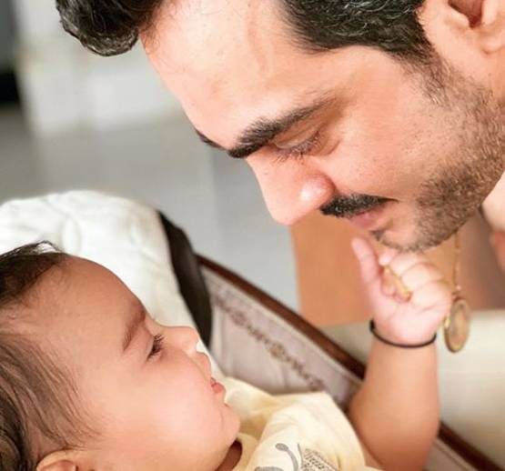 दो बेटियों की मां हैं ईशा देओल, कैसे काम और पैरेंटिंग को करती हैं बैलेंस?