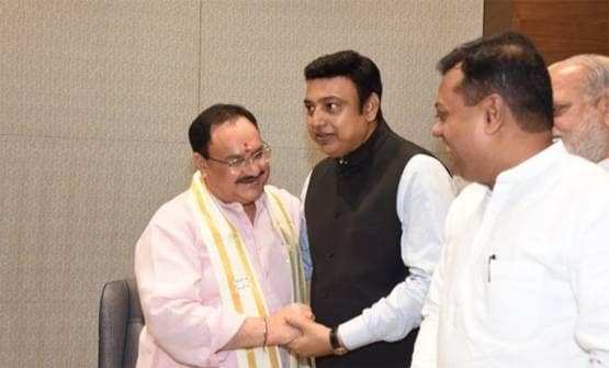 कौन हैं जफर इस्लाम, मिल रहा ज्योतिरादित्य को BJP में लाने का क्रेडिट