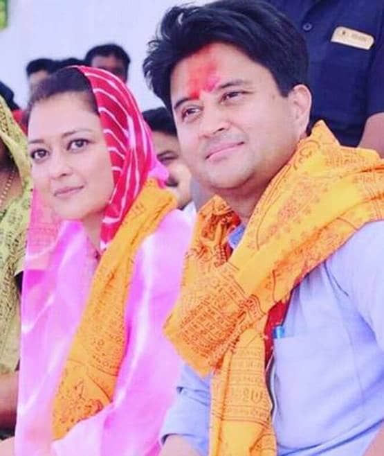 एक राजकुमारी से कैसे हुई थी सिंधिया की शादी, ये हैं उनकी पत्नी