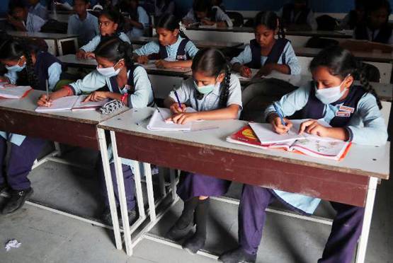 क्या कोरोना से बचाएगा फेस मास्क? जानें कब पहनना है जरूरी