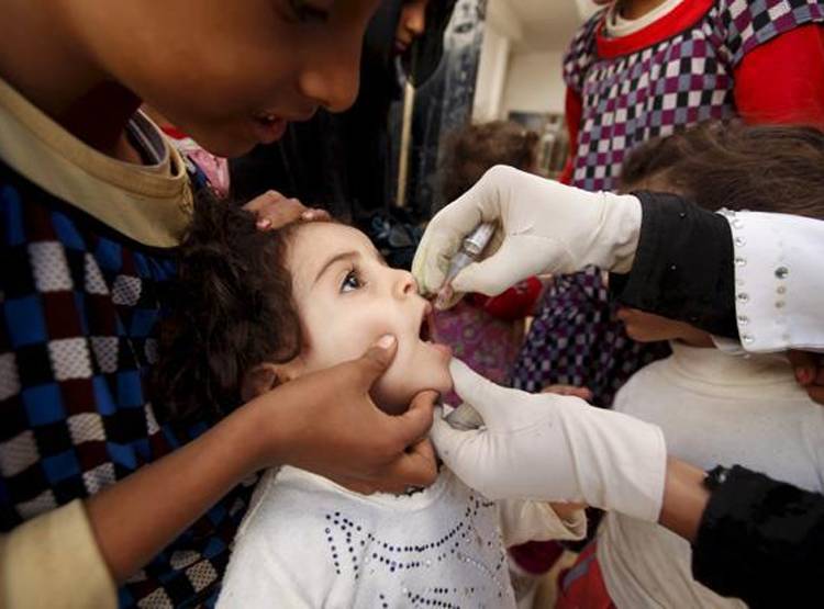 दुनिया ने इस बीमारी को हराया, पर PAK में अब भी आ रहे नए केस