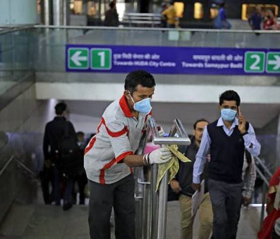 जुकाम, खांसी का मतलब कोरोना वायरस? जानिए AIIMS डायरेक्टर ने क्या कहा