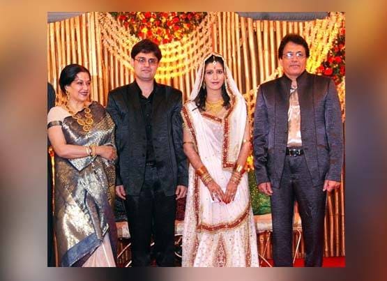 2 बेटियों की मां हैं TV की सीता, जानें कैसी है 'राम' अरुण की फैमिली लाइफ