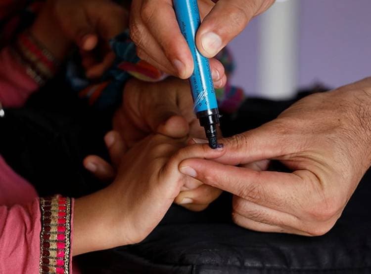 दुनिया ने इस बीमारी को हराया, पर PAK में अब भी आ रहे नए केस