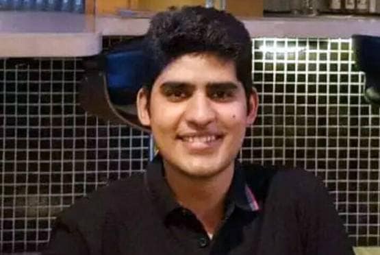 पहले JEE फिर UPSC में टॉप, इस IAS की तैयारी का अनोखा अंदाज