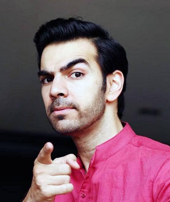 सिद्धार्थ ने बनाई रोटी तो करिश्मा ने मैगी, लॉकडाउन में किचन संभाल रहे सितारे