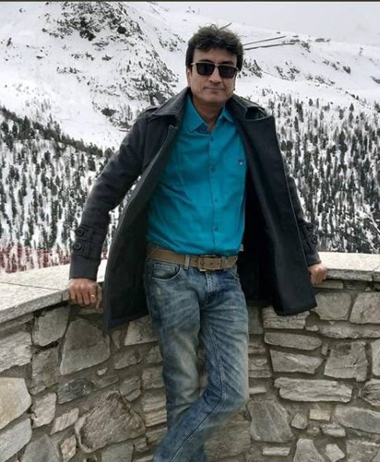 रियल लाइफ में ऐसे दिखते हैं तारक मेहता के बापूजी, ऑनस्क्रीन बेटे से कम है उम्र