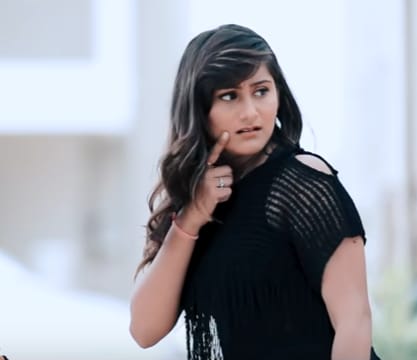 टिकटॉक वीडियो बनाने पर सस्पेंड हुई थी ये कांस्टेबल, बन गई स्टार