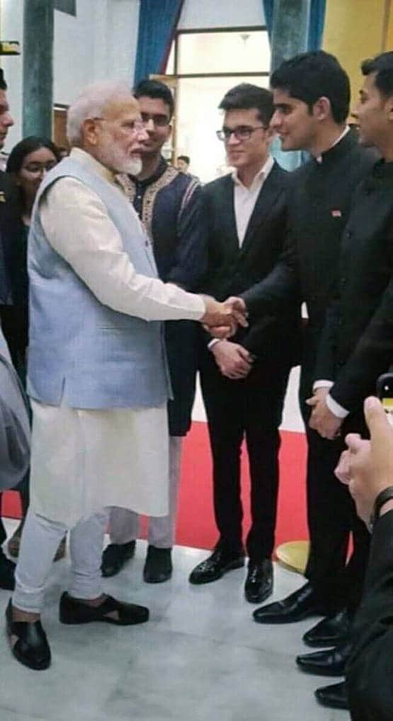 पहले JEE फिर UPSC में टॉप, इस IAS की तैयारी का अनोखा अंदाज