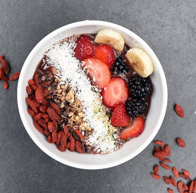 Corona Virus: बचने के लिए आज ही डाइट में शामिल करें 7 चीज