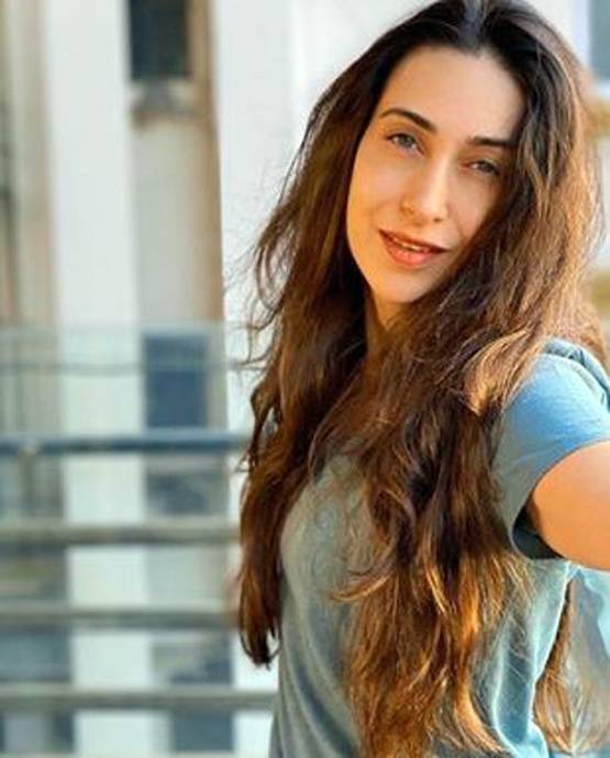 सर्द मौसम, तेज बारिश, कांपते हुए करिश्मा कपूर ने दिया था बोल्ड किसिंग सीन