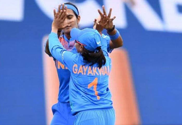 वर्ल्ड कप फाइनल में टीम इंडिया, वीरू बोले- इंद्र देवता से कौन जीतेगा