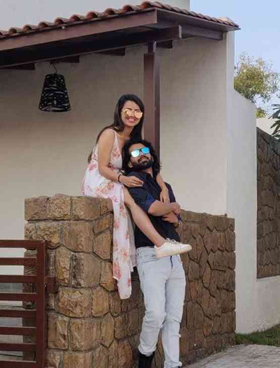 देवोलीना की 'बहन' को बॉयफ्रेंड ने फिल्मी अंदाज में किया प्रपोज, VIDEO