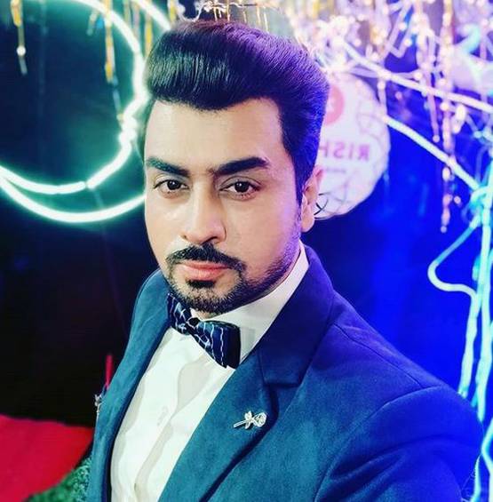 लड़की से छेड़छाड़ देख सहमे प्रीतम, रेस्क्यू करने पर खाए मुक्के, कार डैमेज