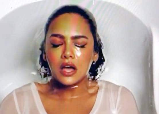 ईशा गुप्ता का बाथटब वीडियो वायरल, स्टनिंग अदाओं ने जीता फैंस का दिल
