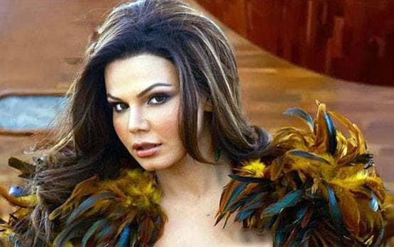 कोरोना वायरस से परेशान राखी सावंत ने शेयर किया वीडियो, मांगी प्रभु से माफी