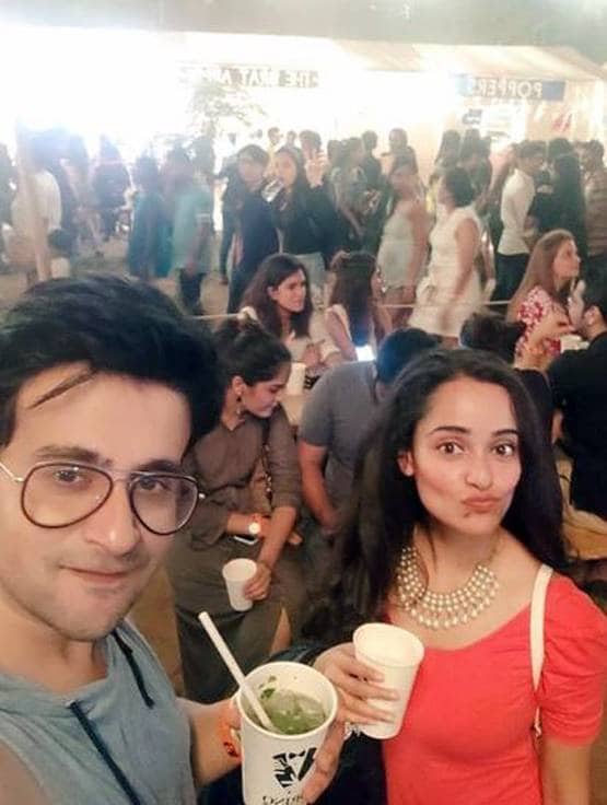 पर्दे के भाई-बहन बने रियल लाइफ पार्टनर, 2 साल डेटिंग के बाद की शादी