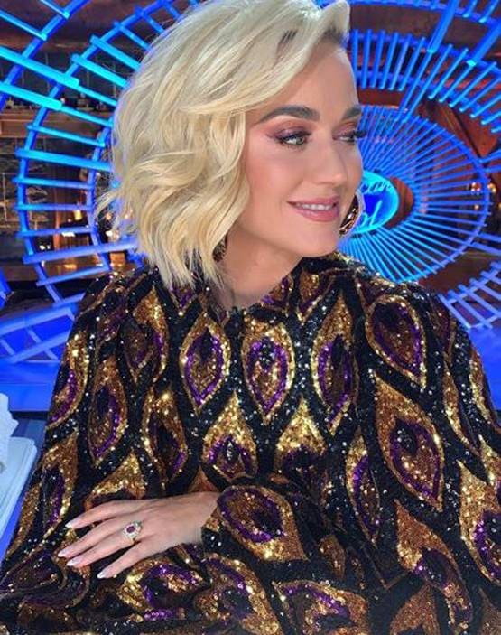 ब्रेकअप, तलाक की खबरों के बाद कैटी पेरी ने दी प्रेग्नेंसी की न्यूज, देखें तस्वीर