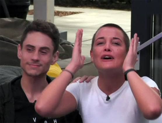 बिग ब्रदर के घर कैद कंटेस्टेंट थे कोरोना से बेखबर, पता चला तो छलके आंसू