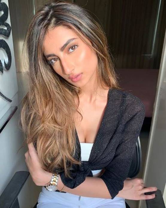 कियारा के बाद पलक ने भी कराया फोटोशूट, तस्वीरें वायरल