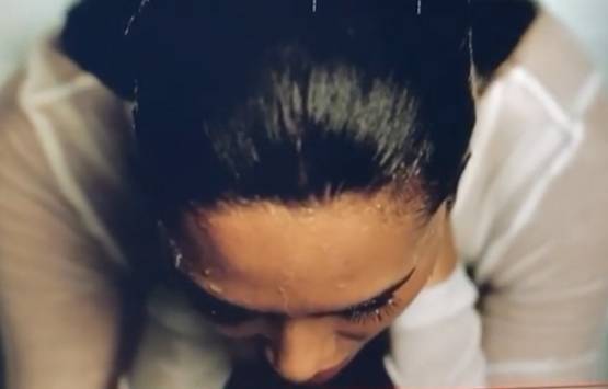 ईशा गुप्ता का बाथटब वीडियो वायरल, स्टनिंग अदाओं ने जीता फैंस का दिल