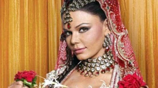 कोरोना वायरस से परेशान राखी सावंत ने शेयर किया वीडियो, मांगी प्रभु से माफी