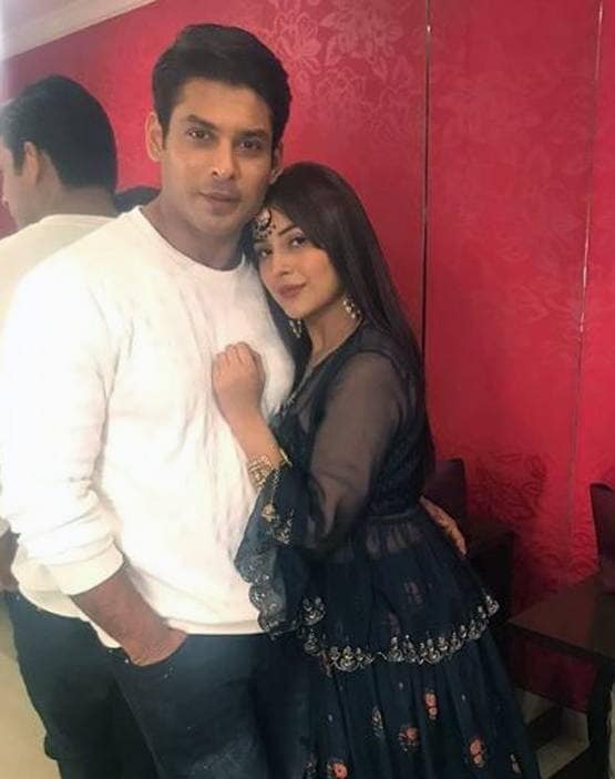 दोबारा टेलीकास्ट हुआ बिगबॉस, देखकर क्यों शर्मिंदा हैं शहनाज गिल?