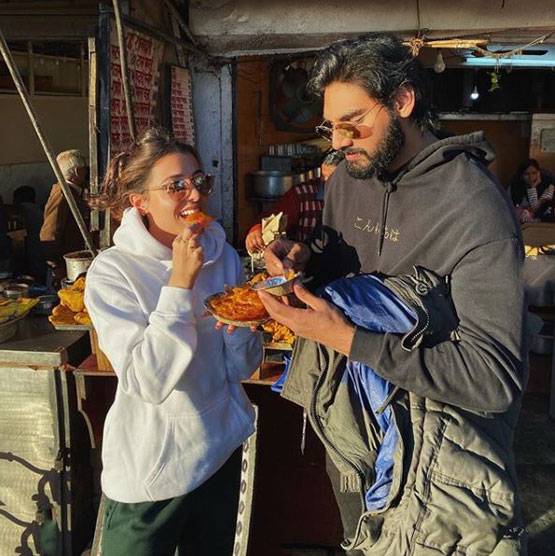 सुनील शेट्टी के बेटे अहान ने गर्लफ्रेंड को ऐसे विश किया बर्थडे, फोटोज वायरल