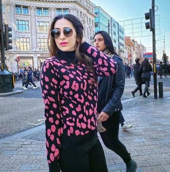 सर्द मौसम, तेज बारिश, कांपते हुए करिश्मा कपूर ने दिया था बोल्ड किसिंग सीन