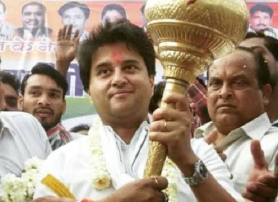 क्या राहु काल के कारण डेढ़ घंटे टली सिंधिया की BJP में एंट्री?