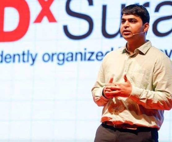 पुणे के इस शख्स को मिलेगा 'Best Mom' का अवॉर्ड, वजह है दिलचस्प