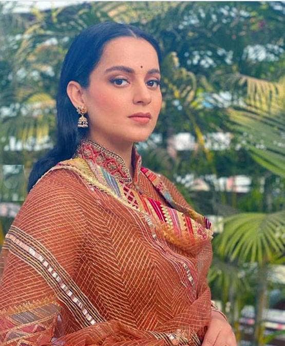 रंगोली का ऋतिक पर निशाना, बोलीं- 'कभी मुझे खुश करने में रहता था बिजी'