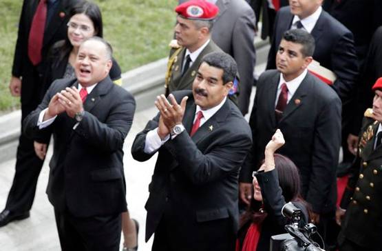 रोटी को तरस रहे लोग, वेनेजुएला के राष्ट्रपति बोले- 6 बच्चे पैदा करें महिलाएं