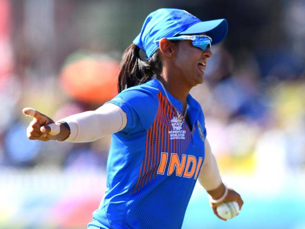 वर्ल्ड कप फाइनल में टीम इंडिया, वीरू बोले- इंद्र देवता से कौन जीतेगा