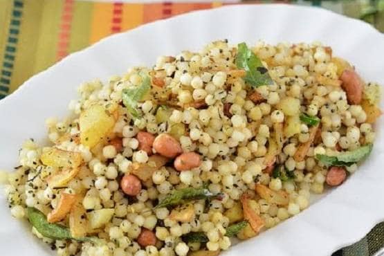 इम्यूनिटी के लिए वरदान नवरात्र व्रत की थाली, तमाम हेल्दी चीजें