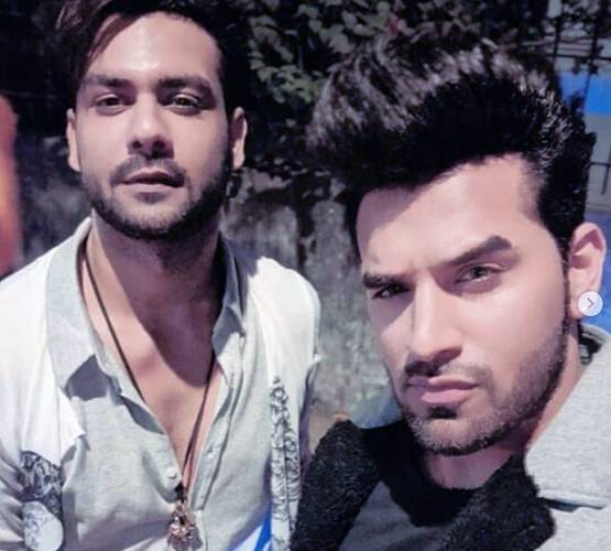 बिग बॉस कंटेस्टेंट्स की री-यूनियन पार्टी, नहीं दिखे सिद्धार्थ-शहनाज