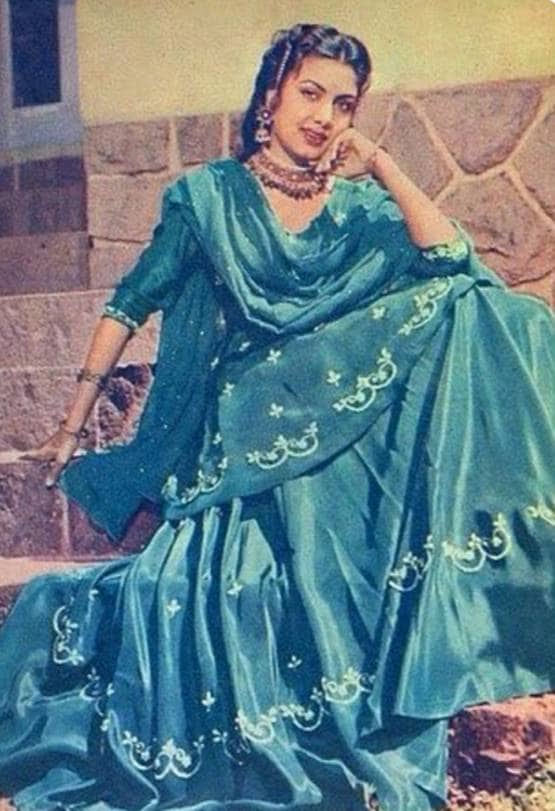 जब संतान ना होने से निराश थीं निम्मी, बाद में बहन का बेटा लिया था गोद