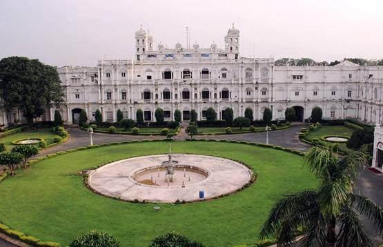 4000 करोड़, 146 साल पुराना, ऐसा है सिंधिया का महल, देखें Photos