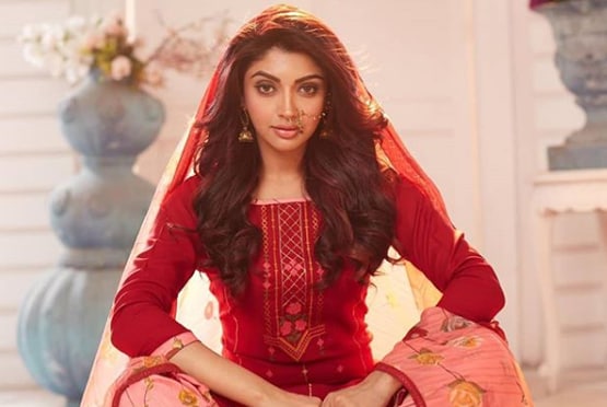 ब्रेकअप के बाद दुल्हन ढूंढ़ने में बिजी पारस, एक्स गर्लफ्रेंड को मिला नया शो!