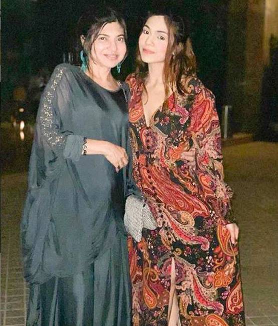 माधुरी के एक दो तीन सॉन्ग से हिट हुईं अल्का, बीमारी में की थी रिकॉर्डिंग